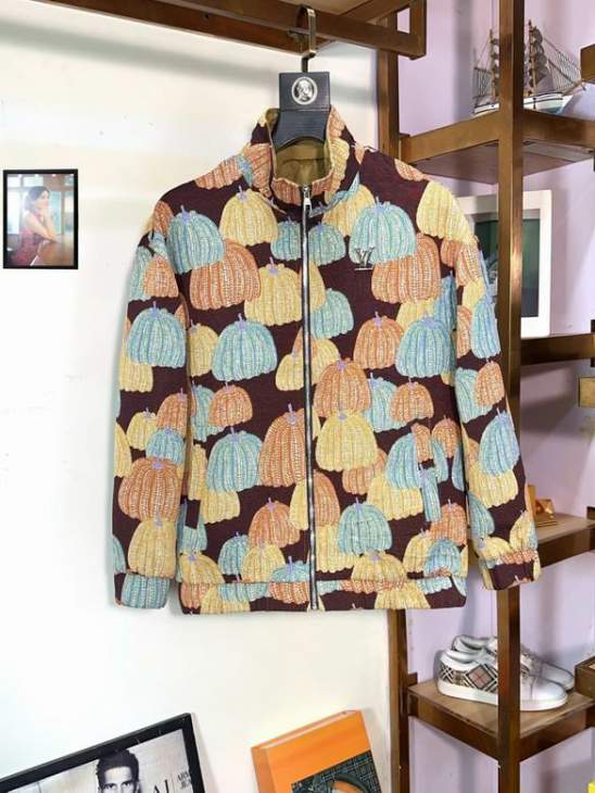 Picture of Louis Vuitton Jackets _SKULVM-3XL12yn46432503
